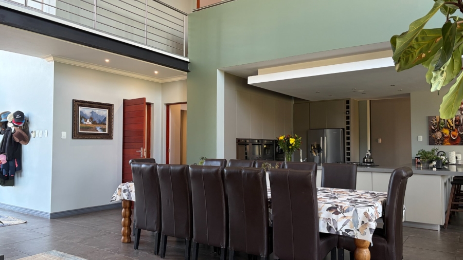 4 Bedroom Property for Sale in Grimbeeck Park North West